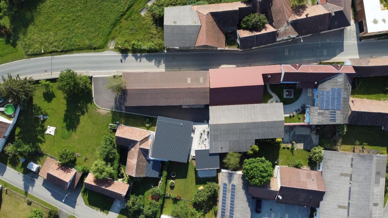 Wohlfuehlhof Bachzelt Hotel Weitersfeld Екстериор снимка