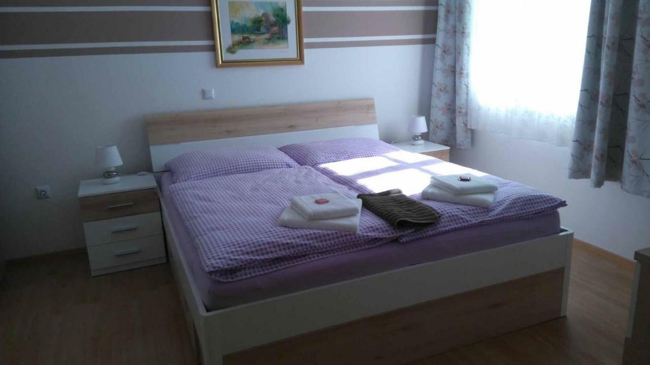 Wohlfuehlhof Bachzelt Hotel Weitersfeld Екстериор снимка